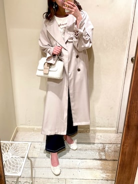 「インディゴデニム」｜「アイテム（トレンチコート）」を使った、akaneさん（レディース・167cm）の冬コーディネート