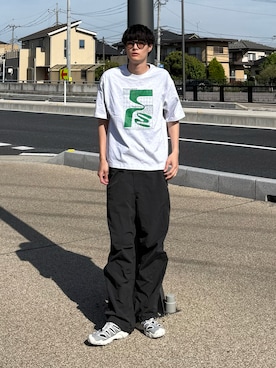 「FFEIN（フェイン）のアイテム」を使った、亮.さん（メンズ・180cm）の春コーディネート