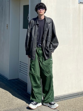 亮.さんの「ヴィンテージメイク オーバーサイズミリタリーブルゾン」を使ったコーディネート