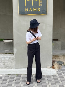 「earth music&ecology（アースミュージックアンドエコロジー）のアイテム（ハット、ブラック系）」を使った、naaさん（レディース・165cm）の夏コーディネート