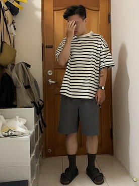 「plain-me（プレインミー）のアイテム（カーゴパンツ）」を使った、Vik Zhangさん（メンズ・168cm）の夏コーディネート