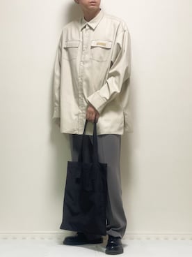 「長袖シャツ」｜「アイテム（ジャケット/アウター）」を使った、kazuさん（メンズ・173cm）の夏コーディネート