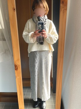 「Pierrot（ピエロ）のレースタイトロングスカート（スカート、グレー系）」を使った、POCHAさん（レディース・157cm）の冬コーディネート