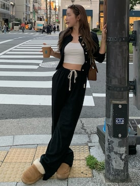 「UGG（アグ）のアイテム」を使った、miwoさん（レディース・154cm）の秋コーディネート