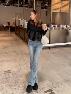 「UGG（アグ）のアイテム（シューズ）」を使った、miwoさん（レディース・154cm）の春コーディネート