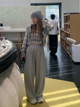 「GRL（グレイル）のアイテム（スウェットパンツ）」を使った、miwoさん（レディース・154cm）の秋コーディネート