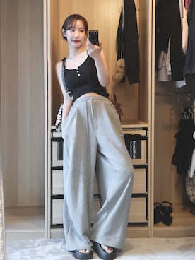 「アイテム（スウェットパンツ、グレー系）」を使った、miwoさん（レディース・154cm）の夏コーディネート