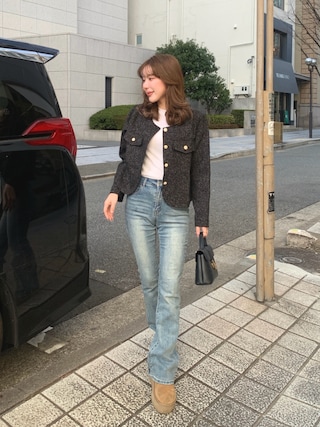 「GRL(グレイル)のデニムフレアパンツ(デニムパンツ)」を使った、miwoさん(レディース・154cm)の冬コーディネート