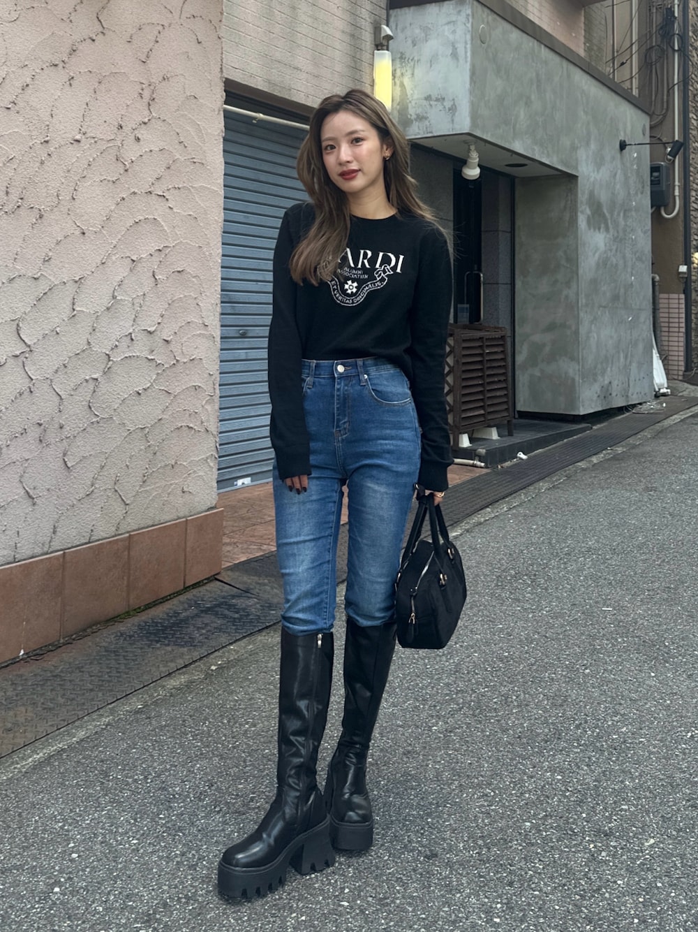 Mardi Mercredi（マルディメクルディ）の「CASHMERE CROPPED