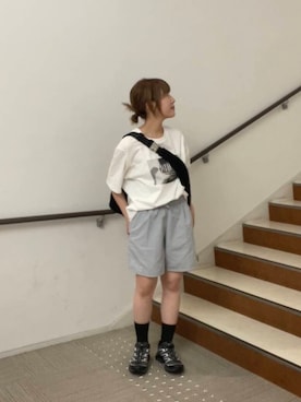 「アーバンリサーチ」｜「アイテム（スニーカー）」を使った、夏海さん（レディース・153cm）の春コーディネート