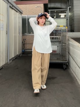 「かぐれ（カグレ）のアイテム（Tシャツ/カットソー）」を使った、夏海さん（レディース・153cm）の秋コーディネート