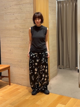 「URBAN RESEARCH（アーバンリサーチ）のonit　AMERICAN DRY COTTON T-SHIRTS（タンクトップ、ブルー系）」を使った、夏海さん（レディース・153cm）の夏コーディネート