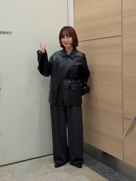 「アイテム（チューブトップ）」を使った、夏海さん（レディース・153cm）の秋コーディネート