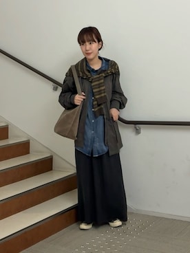 「アイテム（マウンテンパーカー）」を使った、夏海さん（レディース・153cm）の秋コーディネート
