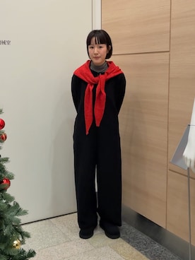 「アイテム（ストール/ショール）」を使った、夏海さん（レディース・153cm）の秋コーディネート