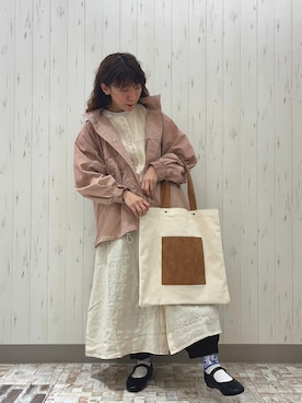 「サマンサ モスモス(Samansa Mos2)」｜「アイテム（マウンテンパーカー）」を使った、kaniさん（レディース・155cm）の春コーディネート