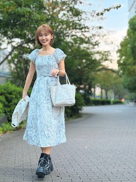 「アイテム（ワンピース）」を使った、織田千穂さん（レディース・166cm）の秋コーディネート