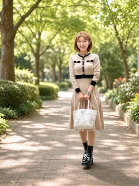 「DAZYのアイテム（ワンピース/ドレス、ベージュ系）」を使った、織田千穂さん（レディース・166cm）の春コーディネート
