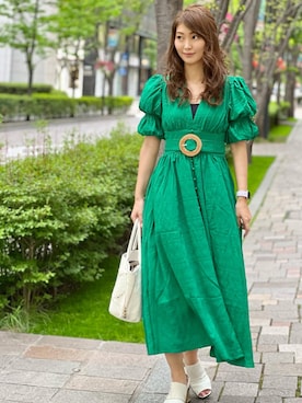 「Think Bee!（シンクビー）のアイテム」を使った、織田千穂さん（レディース・165cm）の春コーディネート