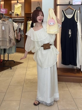 「LOWRYS FARM（ローリーズファーム）のシシュウミニワンピースＳＳ　1046529（ワンピース、ホワイト系）」を使った、omakiiさん（レディース・160cm）の夏コーディネート