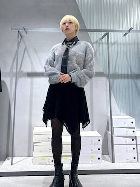 「アイテム（ブローチ/コサージュ）」を使った、Moneさん（レディース・162cm）の秋コーディネート