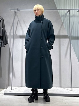 「アイテム（ノーカラーコート）」を使った、Moneさん（レディース・162cm・20代）の秋コーディネート