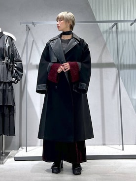 「アイテム（パンツ、レッド系）」を使った、Moneさん（レディース・162cm）の冬コーディネート