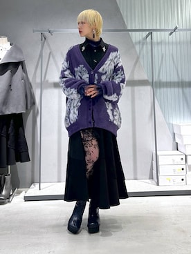 「HARE（ハレ）のビジューパーツシャツ(HARE)（シャツ/ブラウス）」を使った、Moneさん（レディース・162cm）の秋コーディネート