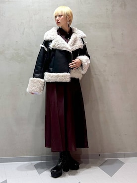 「アイテム（ムートンコート）」を使った、Moneさん（レディース・162cm・20代）の秋コーディネート