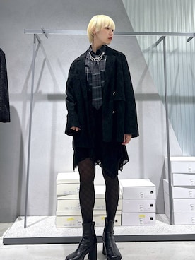 「アイテム（ブローチ/コサージュ）」を使った、Moneさん（レディース・162cm）の秋コーディネート