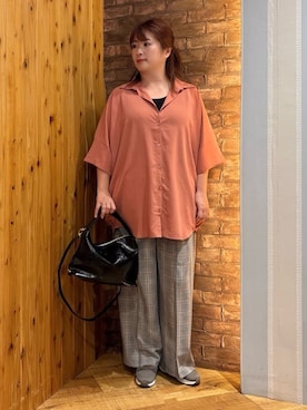 「SHOO・LA・RUE（シューラルー）の【S-LL/体型カバー】気になる部分を隠したい大人のバックギャザーチュニック（チュニック、オレンジ系）」を使った、ゆかぴさん（レディース・159cm）の秋コーディネート