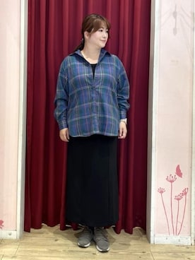 「SHOO・LA・RUE（シューラルー）の【洗濯機可/S-LL】程よい抜け感 大人のチェックシャツ（シャツ/ブラウス、グリーン系）」を使った、ゆかぴさん（レディース・159cm）の秋コーディネート