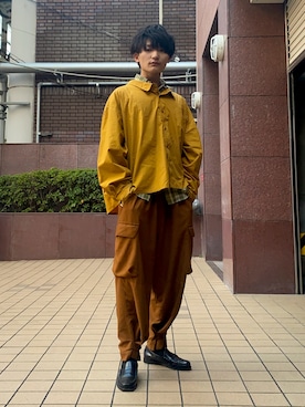 「WhoWhat（フーワット）のアイテム（トップス）」を使った、Tomaさん（メンズ・179cm）の秋コーディネート