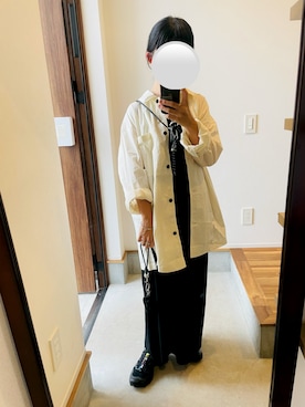 「LOWRYS FARM（ローリーズファーム）のオーバーBOXシャツ　1051616（シャツ/ブラウス、ホワイト系）」を使った、mi.oさん（レディース・152cm）の秋コーディネート