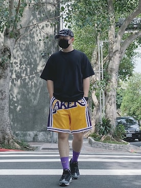 「Mitchell&Ness（ミッチェル&ネス）のアイテム（パンツ）」を使った、森さん（メンズ・174cm）の夏コーディネート