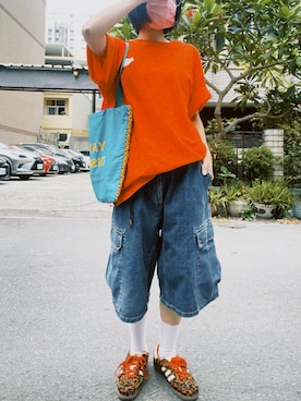 「BEAMS（ビームス）のアイテム（デニムパンツ）」を使った、余さん（レディース・156cm）の春コーディネート