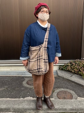 「コーデュロイパンツ」｜ゆーみんさん（レディース・150cm）の冬コーディネート
