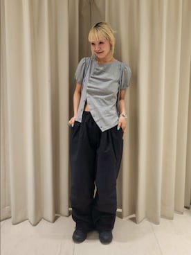 「KBF（ケイビーエフ）のアシメトリーデザインカットソー（Tシャツ/カットソー、グレー系）」を使った、sayakaさん（レディース・161cm）の春コーディネート