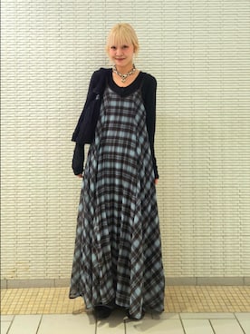 「KBF（ケイビーエフ）のチェックプリーツキャミワンピース（ワンピース、ブラウン系）」を使った、sayakaさん（レディース・161cm）の春コーディネート