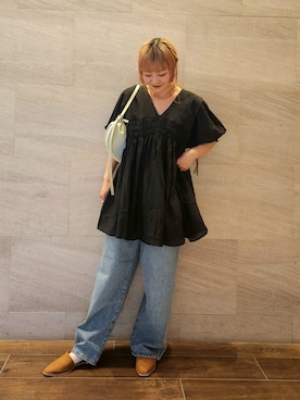 「アイテム（その他シューズ、イエロー系）」を使った、sayakaさん（レディース・161cm）の春コーディネート