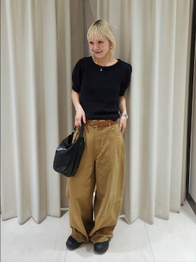 「KBF（ケイビーエフ）のテープヤーンパフスリーブニット（ニット/セーター、ブラック系）」を使った、sayakaさん（レディース・161cm）の夏コーディネート