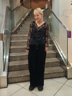 「KBF（ケイビーエフ）の2WAYフロッキーフラワートップス（Tシャツ/カットソー、グレー系）」を使った、sayakaさん（レディース・161cm）の夏コーディネート