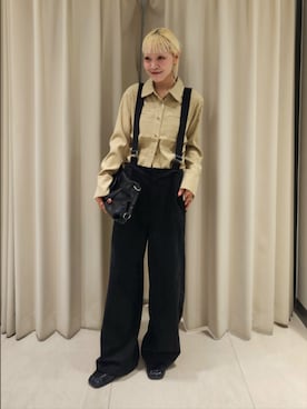 「KBF（ケイビーエフ）のピーチスキンコンパクトシャツ（シャツ/ブラウス、ベージュ系）」を使った、sayakaさん（レディース・161cm）の秋コーディネート