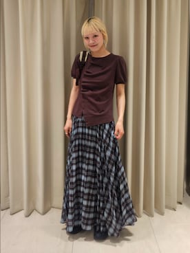 「KBF（ケイビーエフ）のアシメトリーデザインカットソー（Tシャツ/カットソー、ブラウン系）」を使った、sayakaさん（レディース・161cm）の春コーディネート