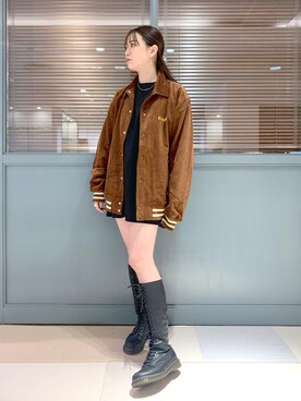 「エクストララージ」｜「アイテム（ブーツ）」を使った、江川史唯さん（レディース・168cm）の秋コーディネート
