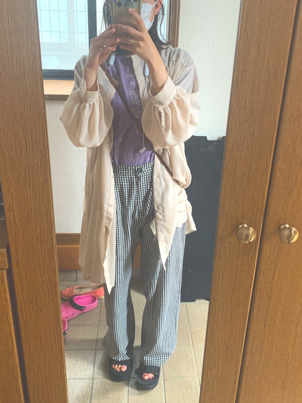 「夏、休日コーデ、厚底サンダル、低身長、Tシャツ、シアーシャツ、ootd」｜「Availのアイテム（シャツ/ブラウス、ベージュ系）」を使った、はるなんさん（レディース・155cm）の夏コーディネートの1枚目の写真