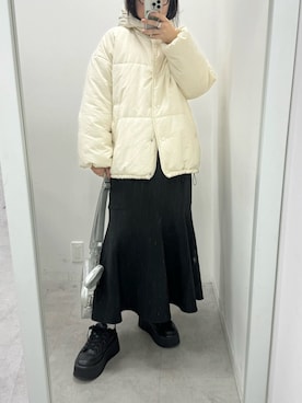 「アイテム（ボディバッグ/ウエストポーチ）」を使った、トリウミユカ(骨格ストレート/イエベ秋)さん（レディース・166cm）の冬コーディネート