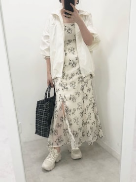 トリウミユカ(骨格ストレート/イエベ秋)さんのコーディネート