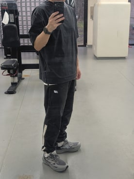 「NEW BALANCE（ニューバランス）のファンクショナルリラックスフィットショートスリーブＴシャツ（Tシャツ/カットソー、グレー系）」を使った、ひろやすさん（メンズ・170cm）の春コーディネート