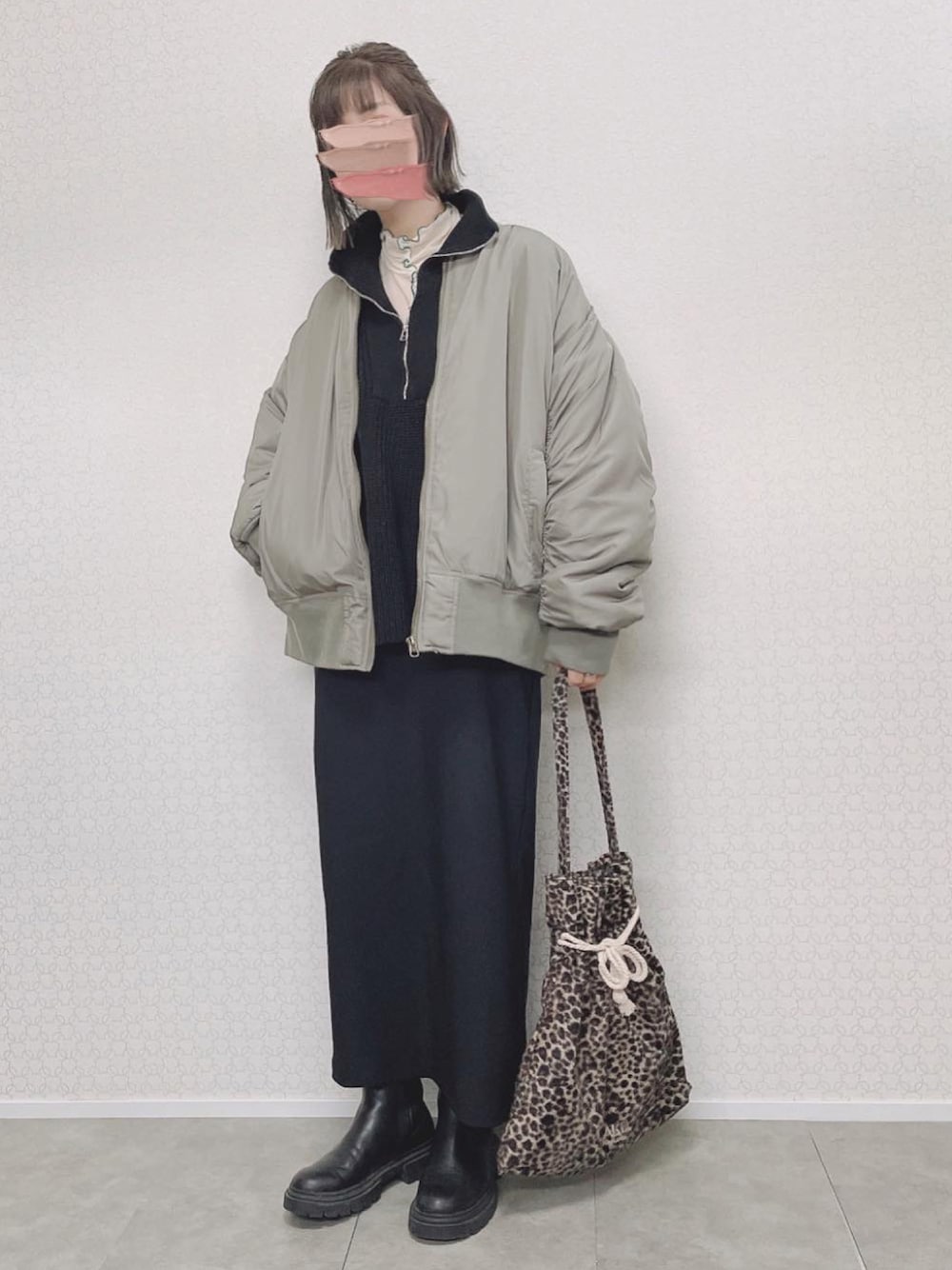 MA-1を使った「ハーフジップニット」の人気ファッション